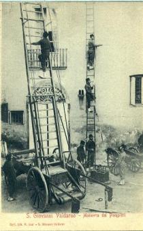 Cartolina_storica_dei_Vigili_del_Fuoco_5