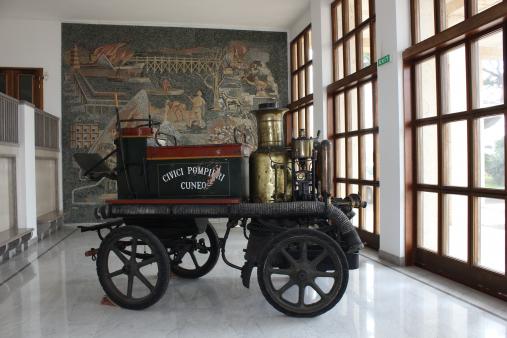 Pompa a vapore (su carro ippotrainato).