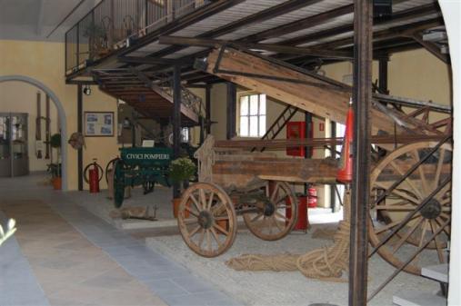 Particolare_dell'interno_del_Museo_di_Mese_dei_Vigili_del_Fuoco_32