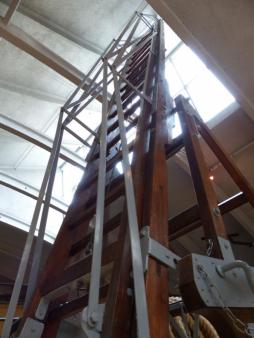 Particolare_dell'interno_del_Museo_di_Mese_dei_Vigili_del_Fuoco_58