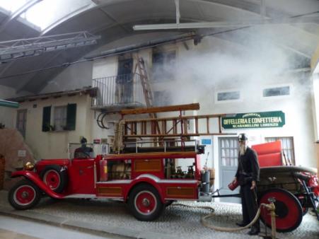 Particolare_dell'interno_del_Museo_di_Mese_dei_Vigili_del_Fuoco_52