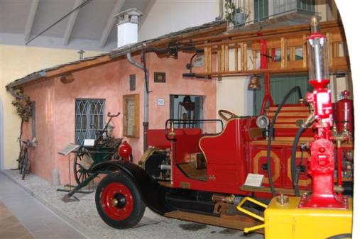 Particolare_dell'interno_del_Museo_di_Mese_dei_Vigili_del_Fuoco_40