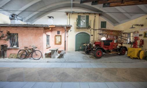Particolare_dell'interno_del_Museo_di_Mese_dei_Vigili_del_Fuoco_44