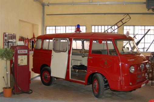 Particolare_dell'interno_del_Museo_di_Mese_dei_Vigili_del_Fuoco_31