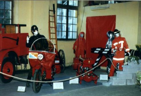 Particolare_dell'interno_del_Museo_di_Mese_dei_Vigili_del_Fuoco_26
