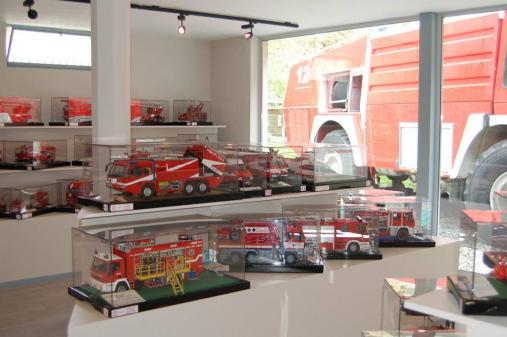 Particolare_dell'interno_del_Museo_di_Mese_dei_Vigili_del_Fuoco_48