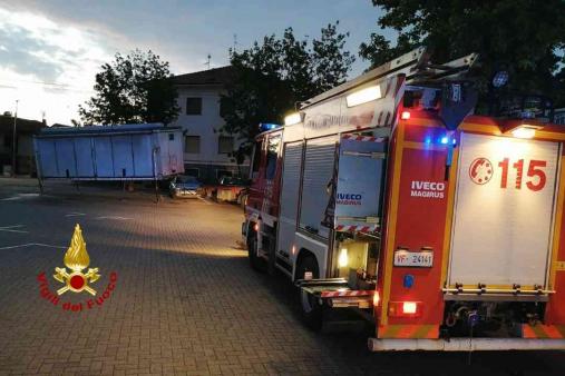 Container da mettere in sicurezza a Santhià (VC)