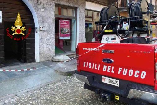 Distacco elementi costruttivi a Gattinara (VC)