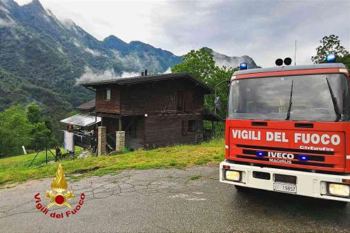 Principio di incendio in frazione Brugaro - Cravagliana