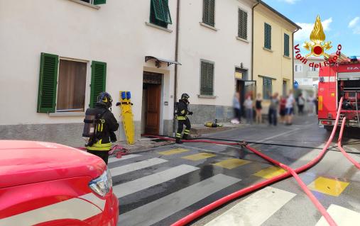 Incendio abitazione nel comune di Carmignano