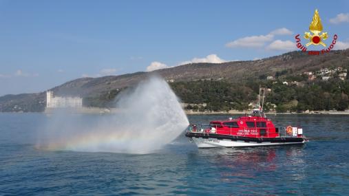 Nuova motobarca VF assegnata al Nucleo Nautico di Trieste