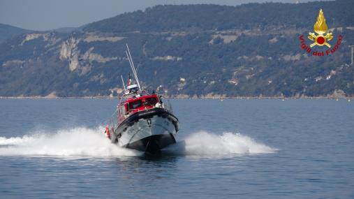 Nuova motobarca VF assegnata al Nucleo Nautico di Trieste
