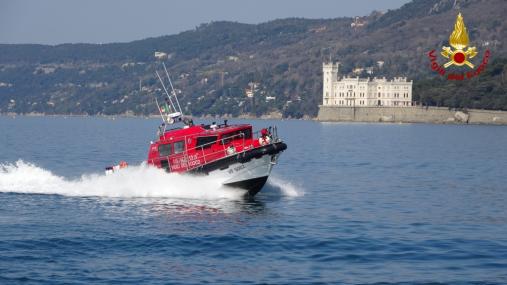 Nuova motobarca VF assegnata al Nucleo Nautico di Trieste