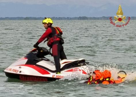 Venezia, concluso il corso moto d'acqua per 15 vigili del fuoco