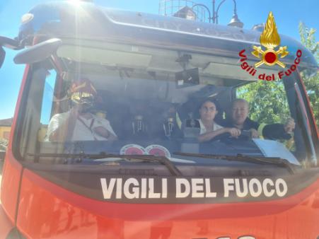 Berchidda: i Vigili del Fuoco in piazza