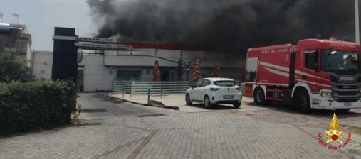 Incendio in un fast food