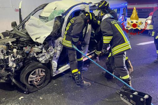 Ancona, incidente stradale