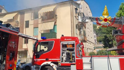 Incendio in un appartamento a Recanati