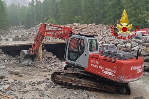 Nucleo G.O.S. dei Vigili del fuoco in supporto per l'alluvione a Macugnaga