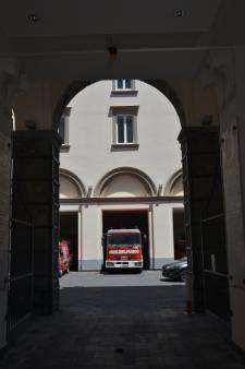 Mezzi VF nella sede della Direzione Regionale Campania