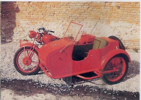 Mezzo storico dei Vigili del Fuoco