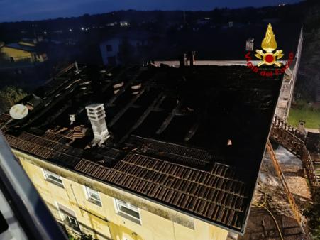Abitazione in fiamme a Zugliano