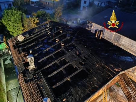 Abitazione in fiamme a Zugliano