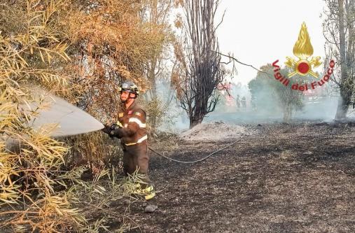 Oltre ottanta gli incendi di vegetazione nelle ultime ventiquattro ore in Sardegna