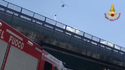 Incendio bosco a Camerino