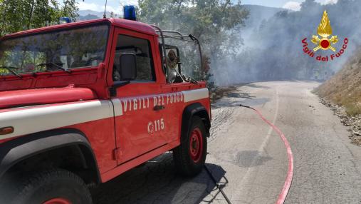 Incendio bosco a Camerino