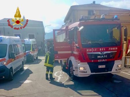 Incidente stradale di un mini bus a Santa Venerina