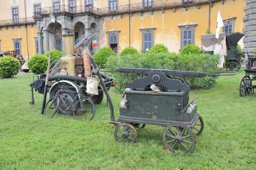 Pompa a mano e pompa a vapore