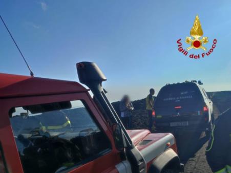 Intervento sull'Etna a Piano Provenzana per soccorrere due escursionisti