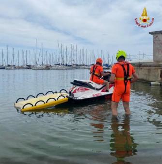 Al via il servizio di presidio acquatico dei Vigili del fuoco sul litorale di Grottammare