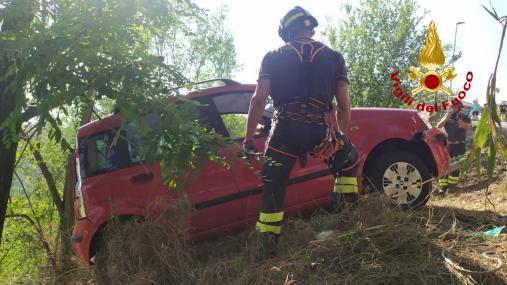 Ascoli Piceno, recuperata autovettura a Acquaviva Picena