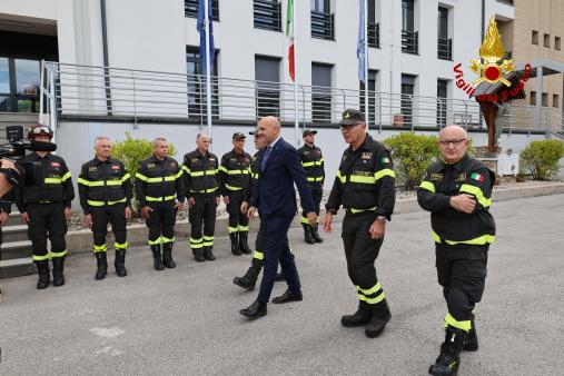 Il sottosegretario Prisco e il Capo del Corpo Dall'Oppio in visita al Comando di Belluno