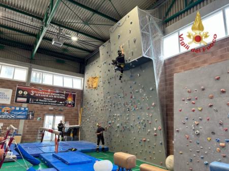 Arezzo, la palestra del centro sportivo del Comando VV.F. intitolata al  Prof. Giuseppe Pasquini