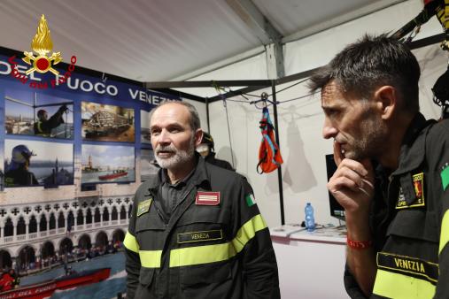 Venicemarathon, Vigili del fuoco per la sicurezza degli atleti