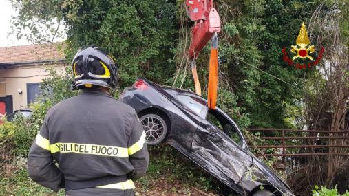 Recupero autovettura a Castel di Lama
