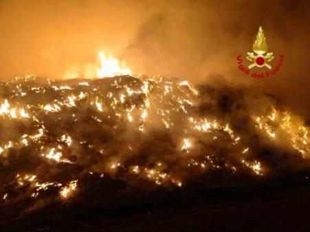 Giornata di interventi impegnativi per i Vigili del fuoco di Catania