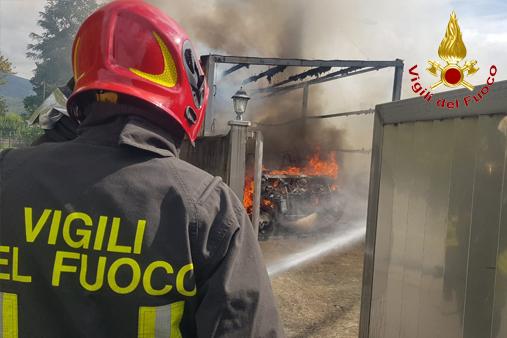 Vigili del fuoco in azione a Marlia