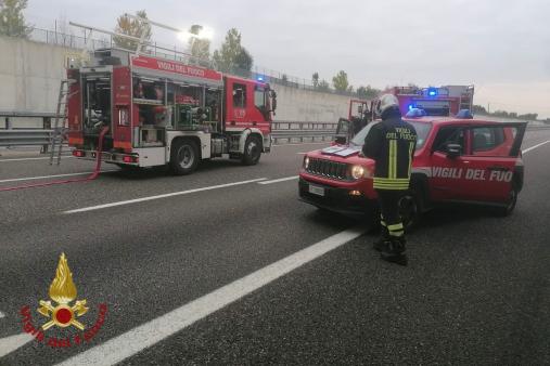 Maxi emergenza in galleria: l'esercitazione dei Vigili del fuoco sulla A35