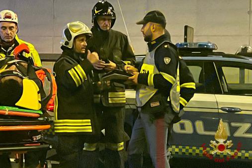 Maxi emergenza in galleria: l'esercitazione dei Vigili del fuoco sulla A35