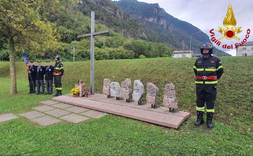 61° Anniversario della tragedia del Vajont. L'omaggio ai vigili del fuoco periti nella sciaugura