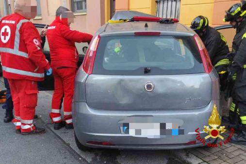 Incidente stradale in via Borgogna a Vercelli