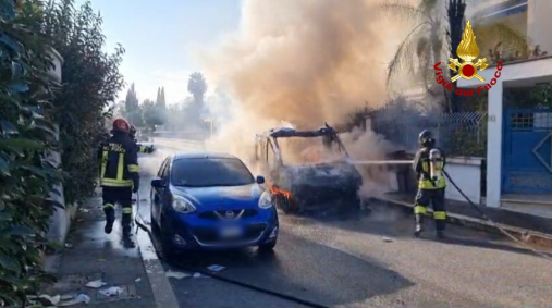 Incendio di un camper