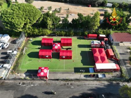 Veduta aerea del campo base e della logistica operativa