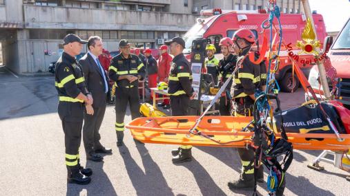 Il Prefetto di Cagliari Giuseppe Castaldo in visita al Comando