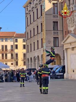 4 novembre, giornata dell'Unità nazionale e delle Forze armate: presenti i Vigili del fuoco