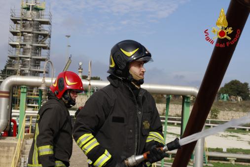 Ragusa, esercitazione presso il Centro Olio EniMed
